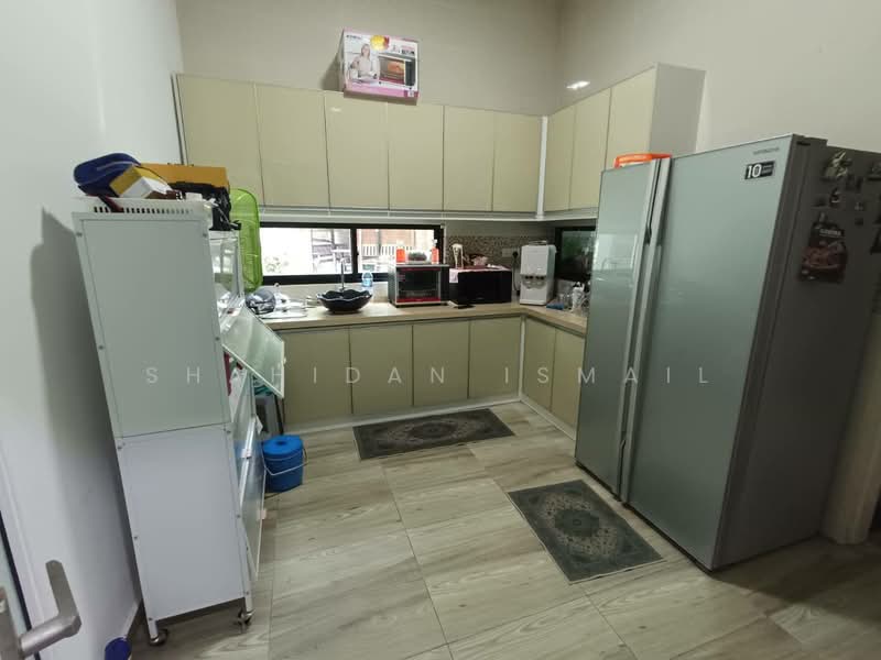 Rumah Berkembar untuk Dijual di Shah Alam (Selangor) - Shahidan Ismail - Kitchen - PropertyGuru.com.my