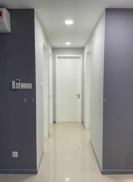 Servis Apartment untuk Disewa di United Point (Residensi Berpadu) - Alison Chiu - Corridor - PropertyGuru.com.my