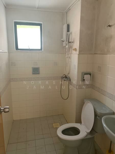 Condominium for Sale at Kiara Park - Norashikin Jamaludin - Bathroom - PropertyGuru.com.my