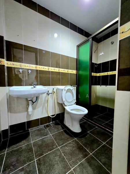 2-storey Terraced House for Sale in U5, Taman Subang Bestari (Shah Alam) - Jason Lai - Bathroom - PropertyGuru.com.my
