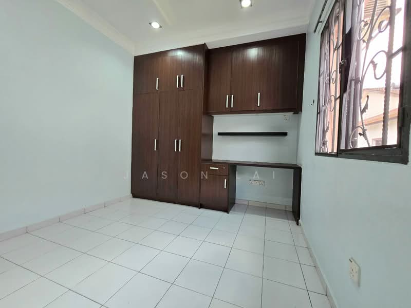 2-storey Terraced House for Sale in U5, Taman Subang Bestari (Shah Alam) - Jason Lai - Study - PropertyGuru.com.my