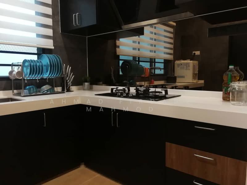 3-storey Terraced House for Sale in Kajang (Selangor) - Ahmad Firdaus Mahmod - Kitchen - PropertyGuru.com.my
