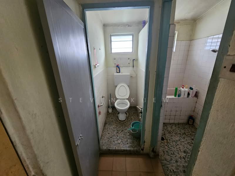 Terraced House for Sale in Kepong (Kuala Lumpur) - Steven Khew - Bathroom - PropertyGuru.com.my