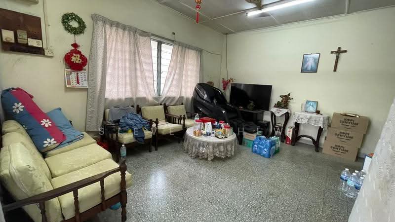 Rumah Teres untuk Dijual di Kepong (Kuala Lumpur) - Steven Khew - Living Room - PropertyGuru.com.my