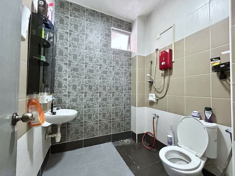 2-storey Terraced House for Sale in Taman Nusa Sentral (Iskandar Puteri (Nusajaya)) - Karl Lim - Bathroom - PropertyGuru.com.my