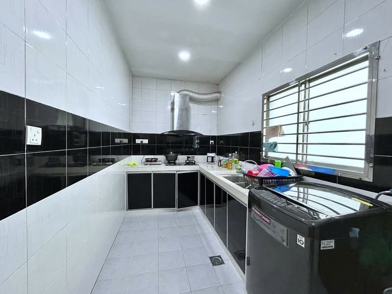 2-storey Terraced House for Sale in Taman Nusa Sentral (Iskandar Puteri (Nusajaya)) - Karl Lim - Kitchen - PropertyGuru.com.my