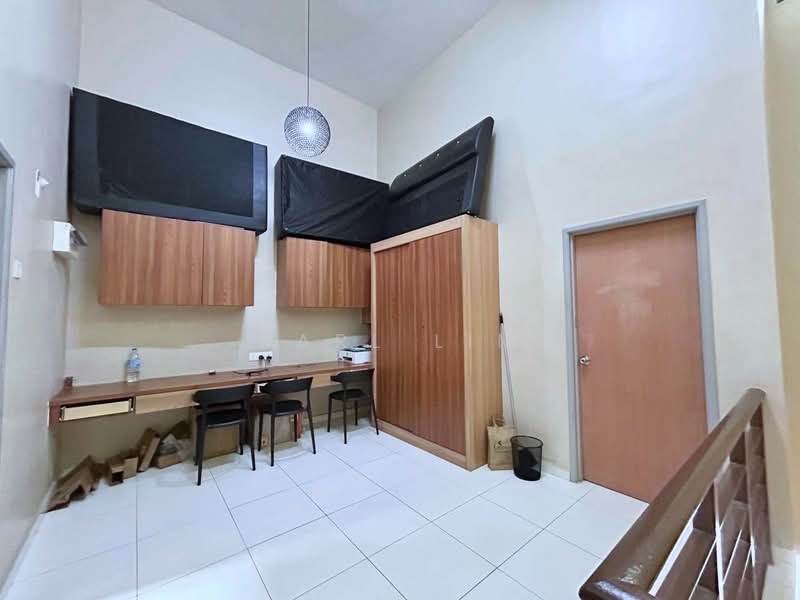 2-storey Terraced House for Sale in Taman Nusa Sentral (Iskandar Puteri (Nusajaya)) - Karl Lim - Study - PropertyGuru.com.my