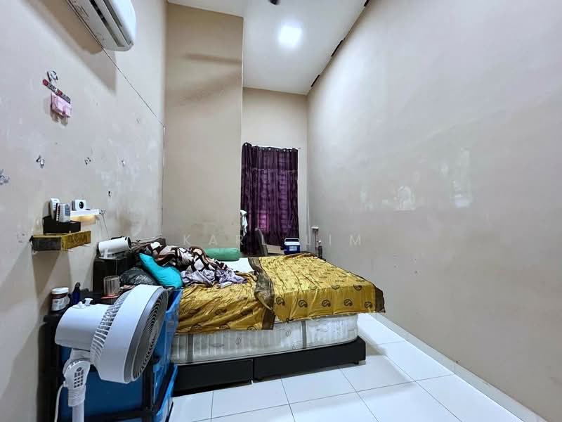 2-storey Terraced House for Sale in Taman Nusa Sentral (Iskandar Puteri (Nusajaya)) - Karl Lim - Bedroom - PropertyGuru.com.my
