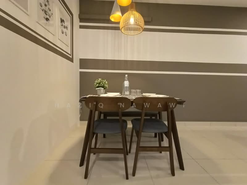 Servis Apartment untuk Disewa di AraTre' Residences - Haziq Nawawi - Dining Room - PropertyGuru.com.my