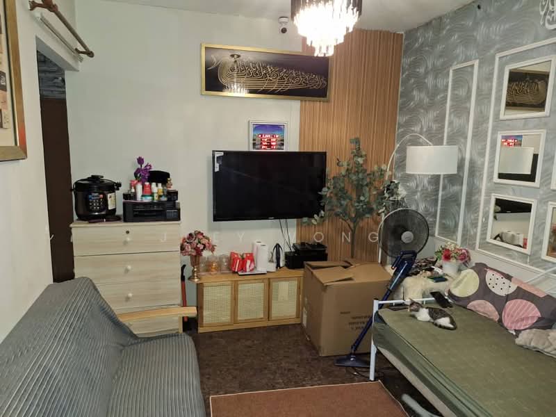 Apartment for Sale at Pangsapuri Seri Jati - Joey Wong - Living Room - PropertyGuru.com.my