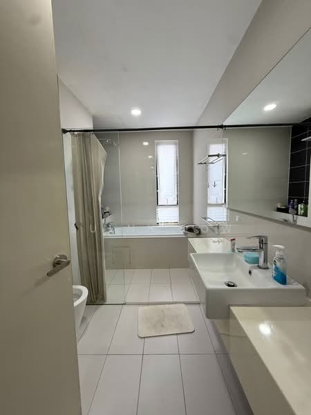 Rumah Kluster untuk Dijual di Iskandar Puteri (Nusajaya) (Johor) - Suenn Low - Bathroom - PropertyGuru.com.my