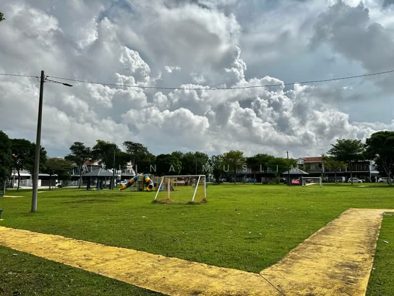 2-storey Terraced House for Sale in Bandar Putra (Kulai) - Azlina Muslim - Exterior - PropertyGuru.com.my