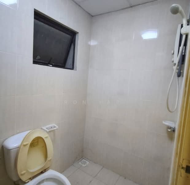 Condominium for Sale at Royal Domain Sri Putramas 2 - Ron Yap - Bathroom - PropertyGuru.com.my