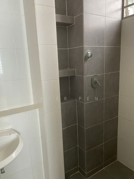 2-storey Terraced House for Sale in Kota Kemuning (Shah Alam) - Peter Pen - Bathroom - PropertyGuru.com.my