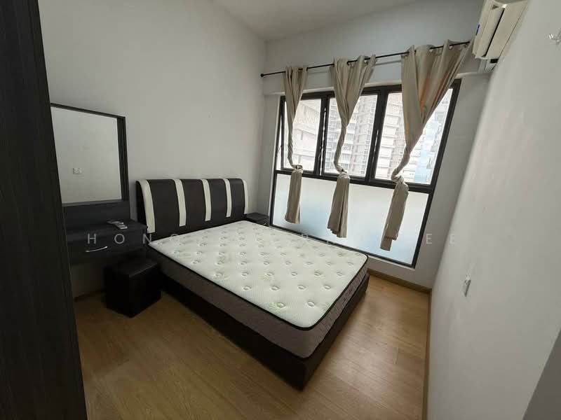 Kondominium untuk Disewa di Bay Point @ Country Garden Danga Bay - Hong Charng Lee - Bedroom - PropertyGuru.com.my