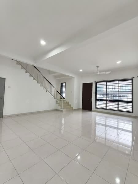 2-storey Terraced House for Sale in Taman Austin Duta (Tebrau) - William Tay - Living Room - PropertyGuru.com.my