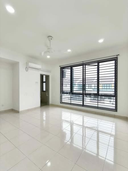 2-storey Terraced House for Sale in Taman Austin Duta (Tebrau) - William Tay - Living Room - PropertyGuru.com.my