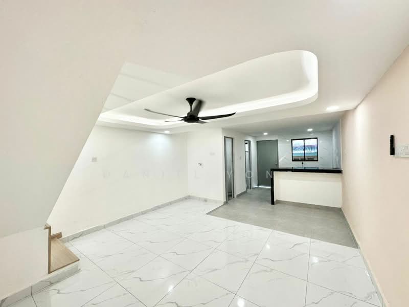 2-storey Terraced House for Sale in Taman Megah Ria (Masai) - Daniel Yong - Living Room - PropertyGuru.com.my