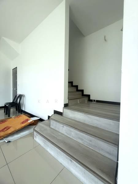 Rumah Teres 2 Tingkat untuk Dijual di Bandar Tiram (Ulu Tiram) - Karl Lim - Interior - PropertyGuru.com.my