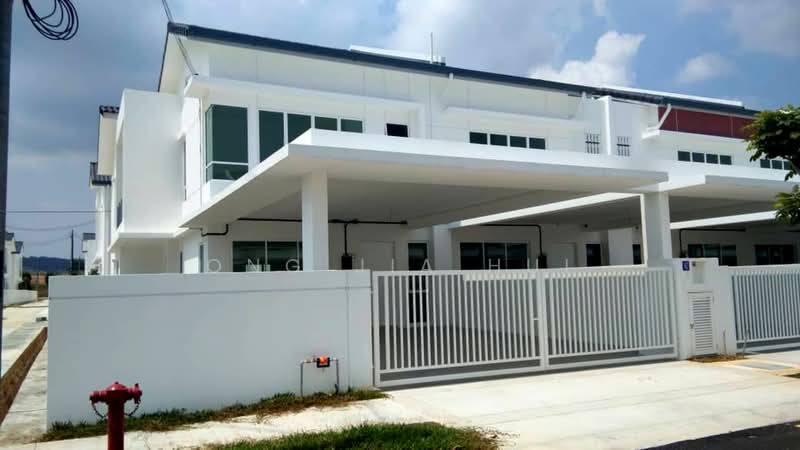 2-storey Terraced House for Sale in Bandar Sri Sendayan (Negeri Sembilan) - Ong Jia Hui - Exterior - PropertyGuru.com.my