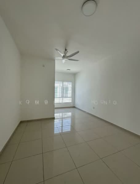 2-storey Terraced House for Sale in Bandar Sri Sendayan (Negeri Sembilan) - Ong Jia Hui - Living Room - PropertyGuru.com.my