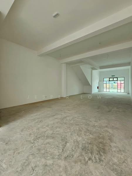 Shop for Sale in Permas Jaya (Johor Bahru) - Jesper Low - Interior - PropertyGuru.com.my