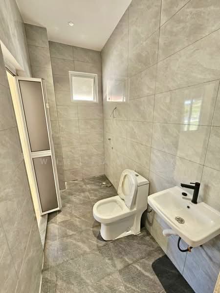 2-storey Terraced House for Sale in Permas Jaya (Johor Bahru) - William Tay - Bathroom - PropertyGuru.com.my