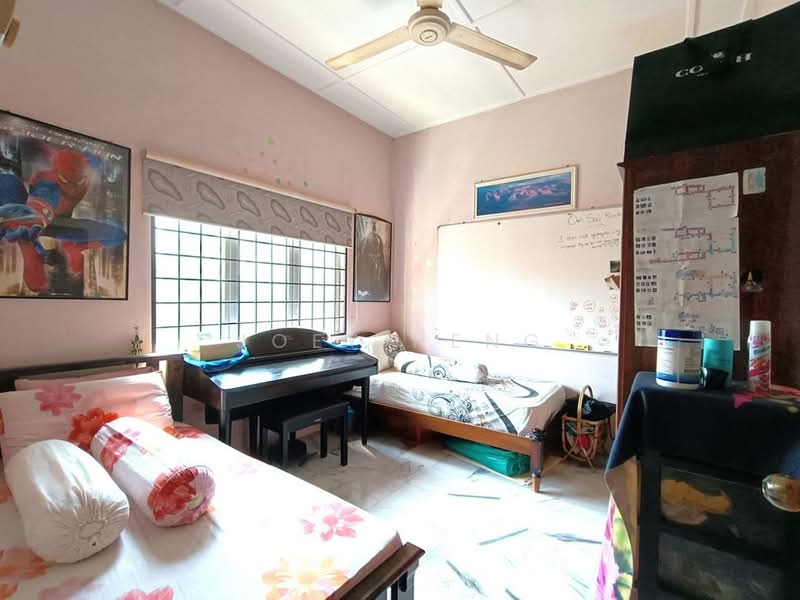 Rumah Banglo untuk Dijual di Ampangan (Negeri Sembilan) - Joey Heng - Bedroom - PropertyGuru.com.my
