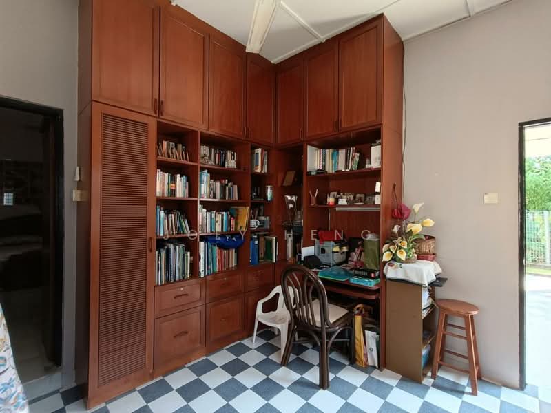 Rumah Banglo untuk Dijual di Ampangan (Negeri Sembilan) - Joey Heng - Study - PropertyGuru.com.my