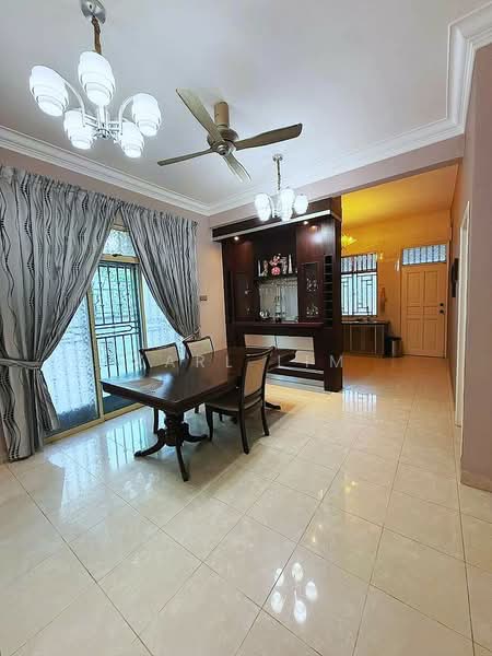 Semi-Detached House for Sale in Taman Impian Emas (Skudai) - Karl Lim - Dining Room - PropertyGuru.com.my