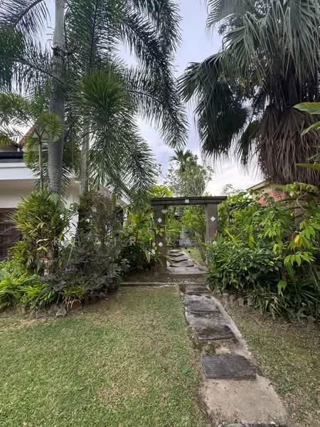 Semi-Detached House for Sale in Kota Damansara (Selangor) - SITI KHAIRIYAH JAAFAR - Garden - PropertyGuru.com.my