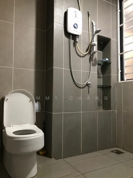 Service Residence for Sale at You Vista @ You City - Jimmy Chang - Bathroom - PropertyGuru.com.my