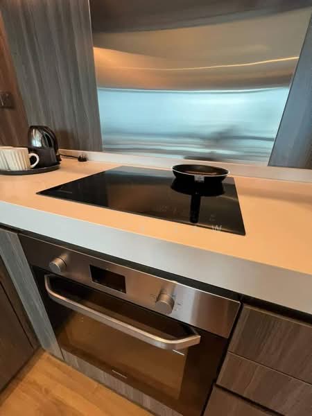 Servis Apartment untuk Disewa di City of Dreams - Jack Law - Kitchen - PropertyGuru.com.my