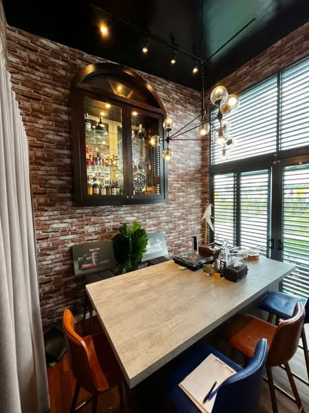 Rumah Teres 3 Tingkat untuk Disewa di Lake Fields (Sungai Besi) - Wennie Lee - Dining Room - PropertyGuru.com.my
