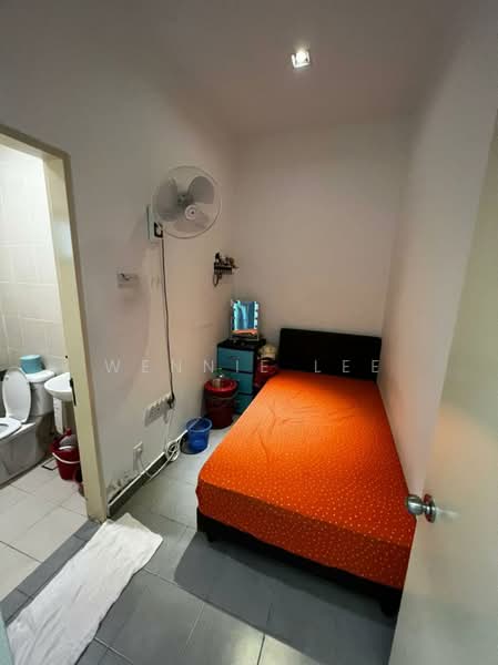 Rumah Teres 3 Tingkat untuk Disewa di Lake Fields (Sungai Besi) - Wennie Lee - Bedroom - PropertyGuru.com.my