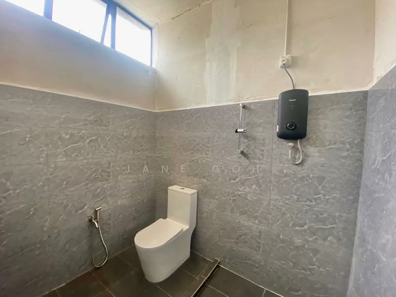 Factory for Rent in Taman Nagasari (Perai) - Jane Goh - Bathroom - PropertyGuru.com.my
