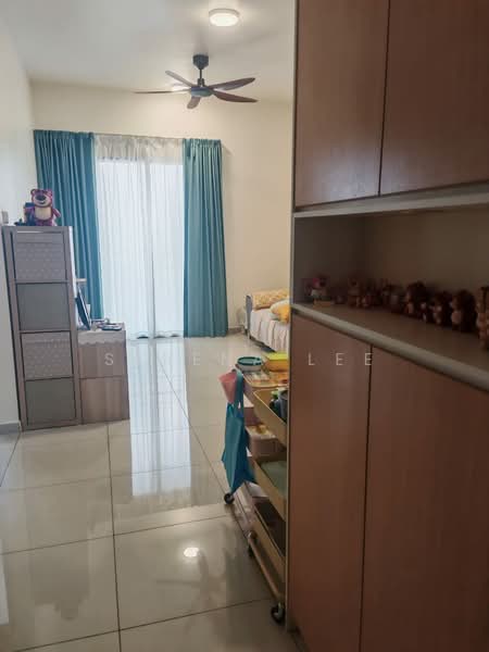 Servis Apartment untuk Disewa di B11 Parkland Residence - Serena Lee - Living Room - PropertyGuru.com.my