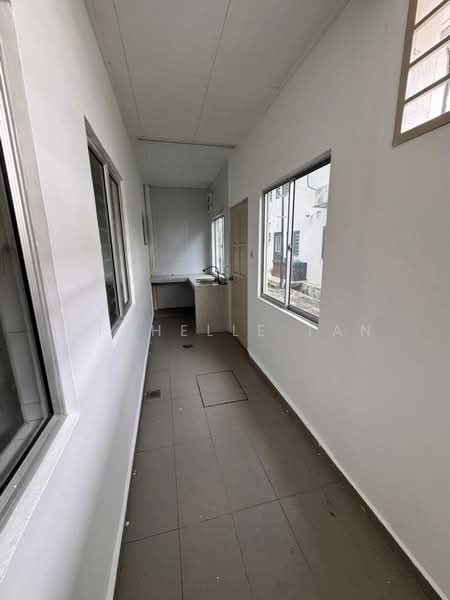 Rumah Teres 2 Tingkat untuk Dijual di Taman Saga Emas (Kajang) - Michelle Tan - Corridor - PropertyGuru.com.my