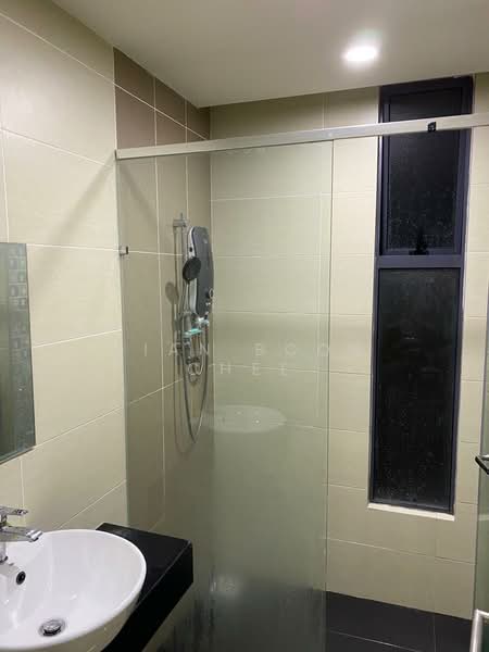 Servis Apartment untuk Disewa di LakePark Residence @ KL North - Kian Boon Chee - Bathroom - PropertyGuru.com.my