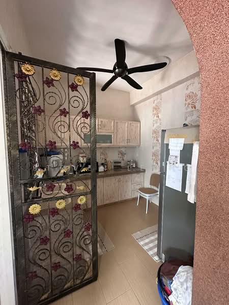Terraced House for Sale in Batu Caves (Selangor) - Steven Leong - Kitchen - PropertyGuru.com.my