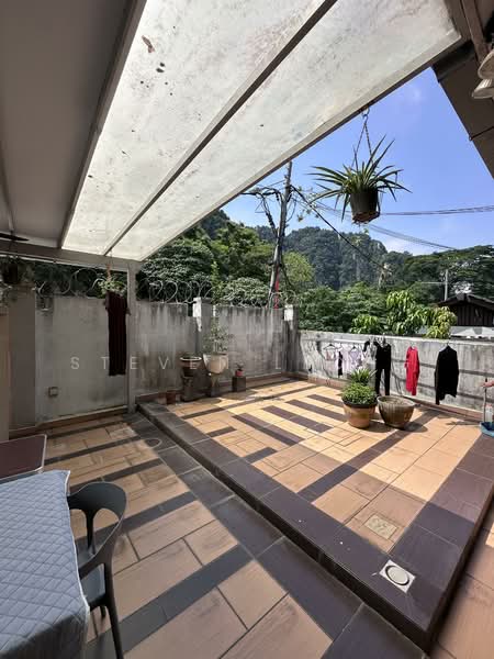 Terraced House for Sale in Batu Caves (Selangor) - Steven Leong - Balcony - PropertyGuru.com.my