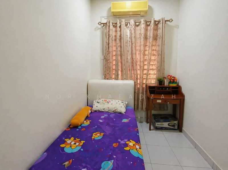 Rumah Teres untuk Dijual di Bandar Putera 2 (Klang) - Nor Khafadzah - Bedroom - PropertyGuru.com.my