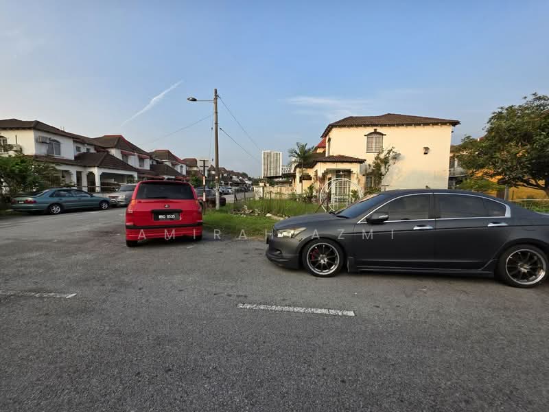 For Sale - Taman Subang Mewah