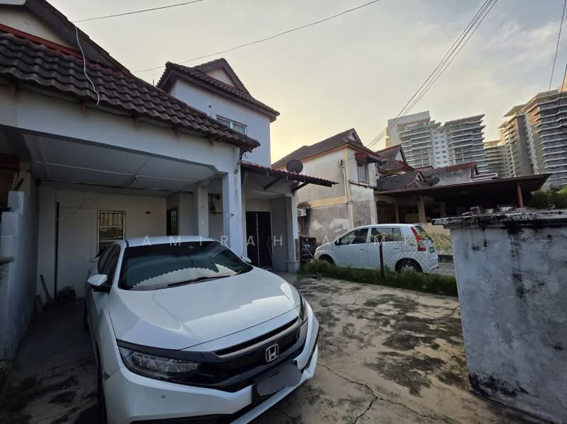 For Sale - Taman Subang Mewah