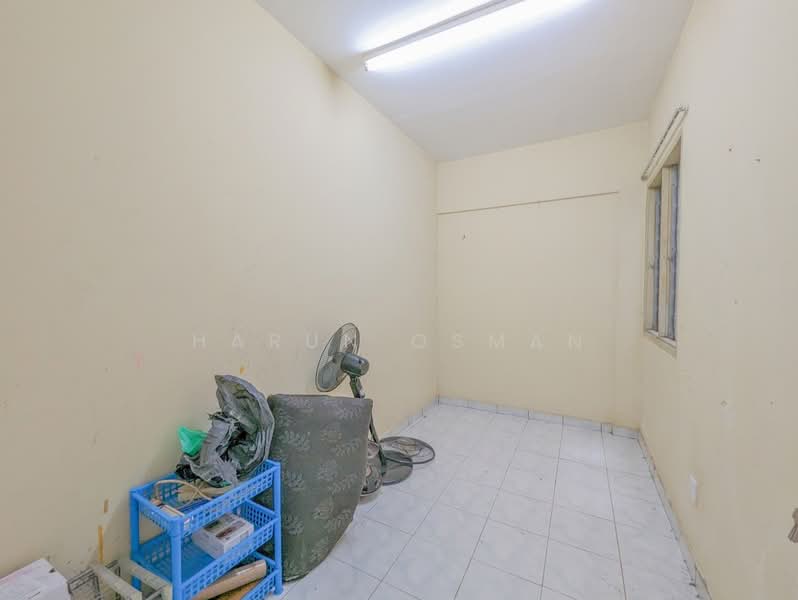 Apartment for Sale at Pangsapuri Subang Suria - Harun Osman - PropertyGuru.com.my