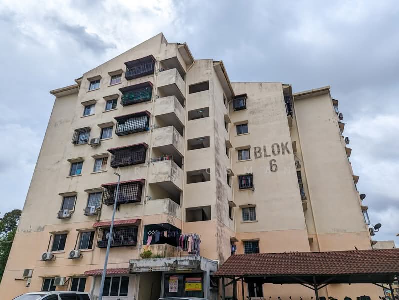 Apartment for Sale at Pangsapuri Subang Suria - Harun Osman - PropertyGuru.com.my