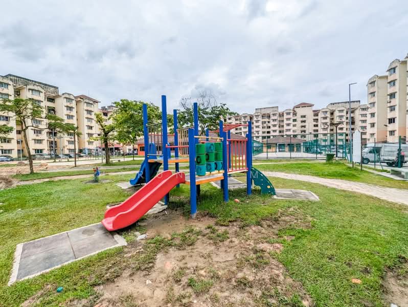 Apartment for Sale at Pangsapuri Subang Suria - Harun Osman - PropertyGuru.com.my