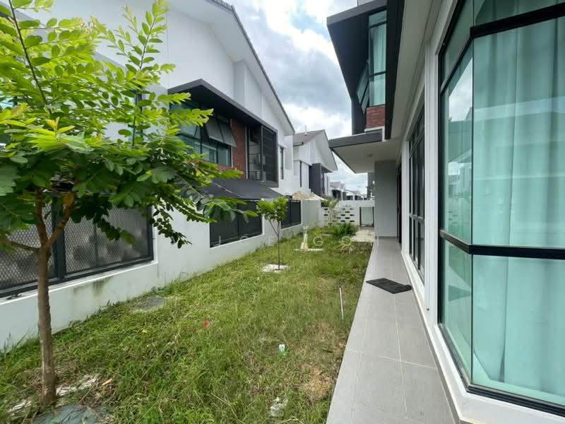 Rumah Kluster untuk Dijual di Iskandar Puteri (Nusajaya) (Johor) - Alice Goh - Exterior - PropertyGuru.com.my