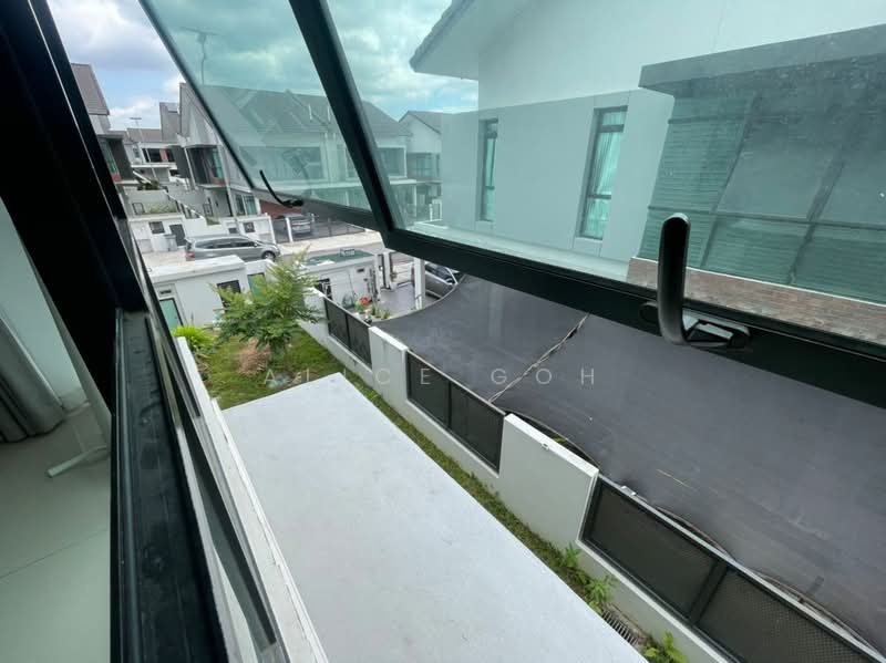 Rumah Kluster untuk Dijual di Iskandar Puteri (Nusajaya) (Johor) - Alice Goh - Exterior - PropertyGuru.com.my