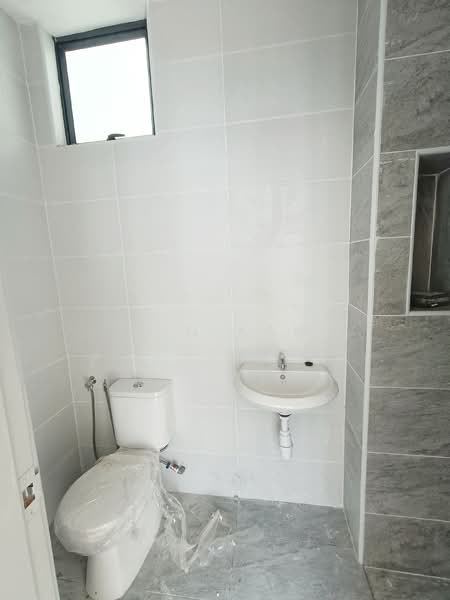 Kondominium untuk Dijual di KSL Residence 2 @ Kangkar Tebrau - Win Kam - Bathroom - PropertyGuru.com.my